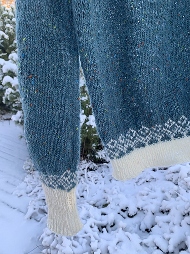 VictorySweater photo 3