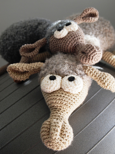 082 Dolly the sheep Amigurumi fluffy toy photo 4