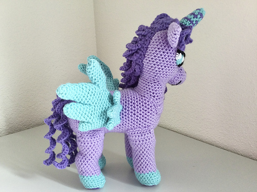 Horned Pegasus amigurumi - JBcrochetwizard