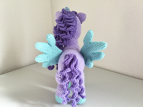 Horned Pegasus amigurumi - JBcrochetwizard