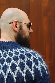 Navy blue &
white+blue