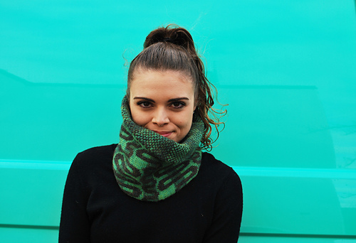Ravelry: Soundwave Static Cowl pattern by Fabienne Gassmann