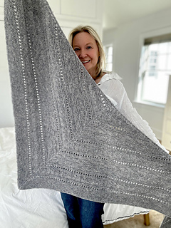 Large size in Manchelopis yarn.