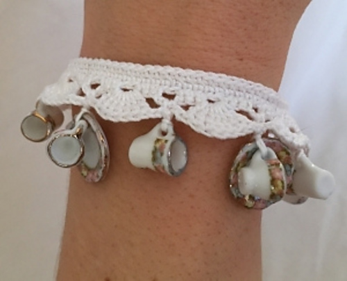 Bracelet & Necklace photo 6