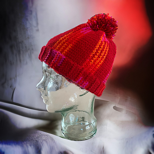 Vertical stripe toque beanie knitting pattern