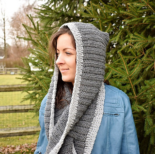 Ravelry: Hooded Keyhole Scarf pattern by Janet Pippin