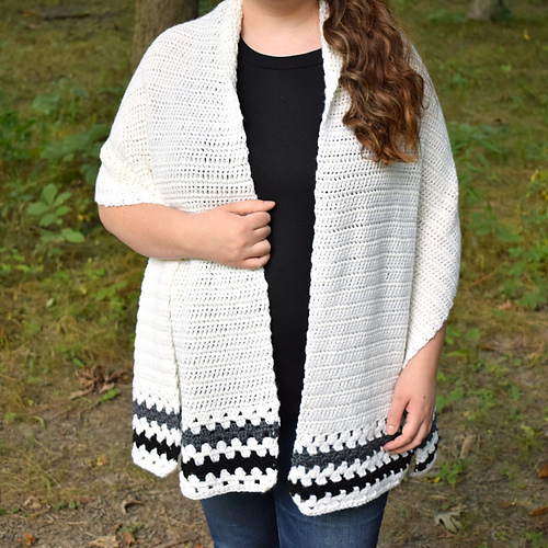 Ravelry First Frost Blanket Wrap pattern by Pippin