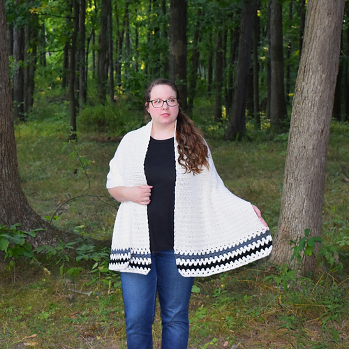 Ravelry First Frost Blanket Wrap pattern by Pippin