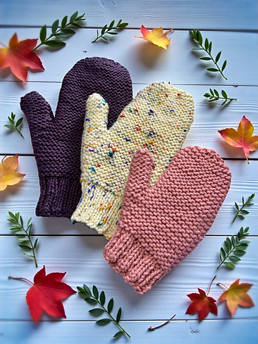 Ravelry: Family Mitts pattern by Janis Frank