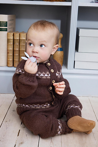 Luna - baby cardigan