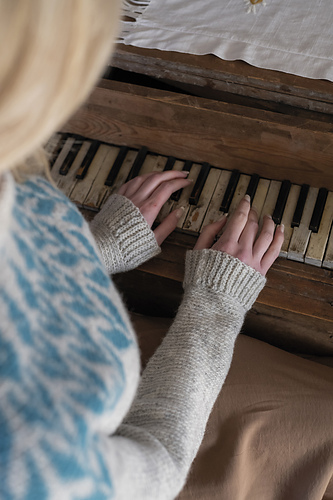 Isop - sweater photo 8