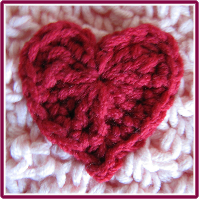 Ravelry Simple Heart pattern by Jennifer Cirka Jaybird Designs