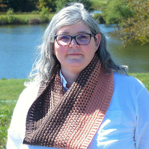 Ravelry Ursula Thistle Cowl pattern by Jennifer Tipton