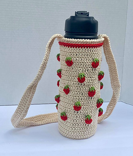 Strawberry Water Bottle Holder pattern by Jessica Garcia-Velez