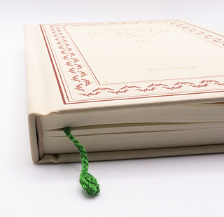 Ravelry: Clover Bookmark pattern by Jesscrafting