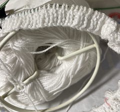 2023-11-29 fourth round of 1x1 ribbing done!