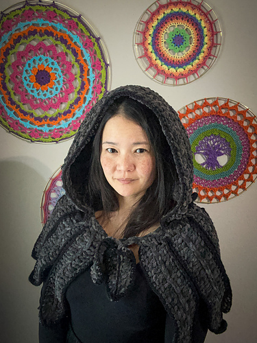 Ravenborne Hooded Capelet