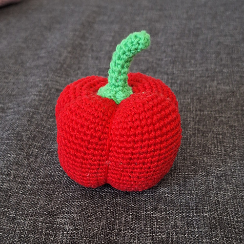 Play food: Bell pepper