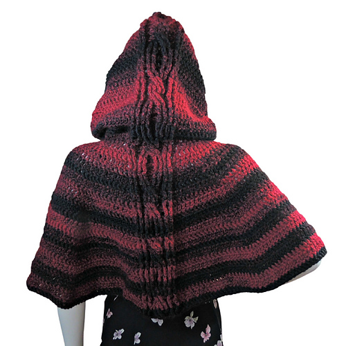 Hooded Cabled Cape photo 3