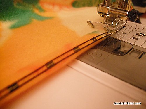 Fleece Blanket with Crochet Edging photo 5