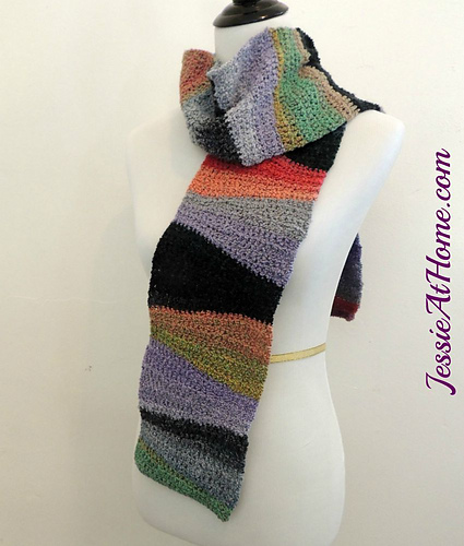 Textured Waves Scarf photo 6