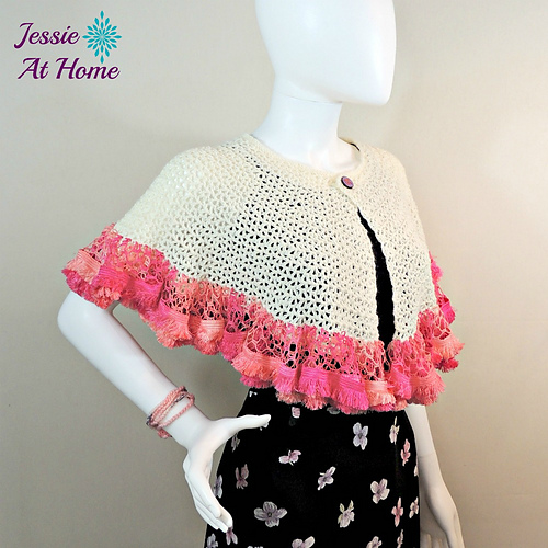 Winter White Sashay Capelet photo 3