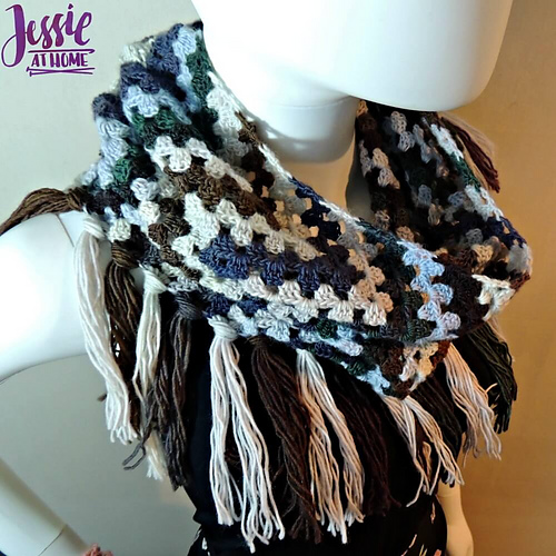 Granny's Wave Cowl photo 2