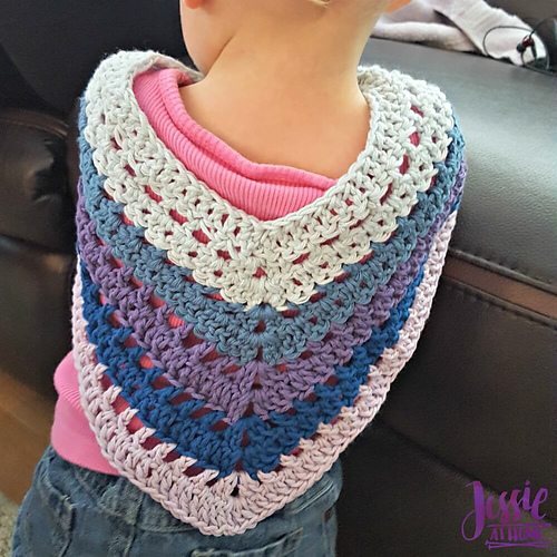 Evie Poncho photo 3