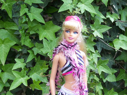 EASY crochet Hot pink & Black barbie scarf photo 1