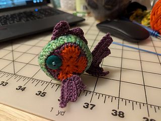 Ravelry: Mini Fishies (African Flower) pattern by Jeanne Arzillo