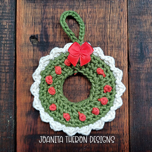 Christmas Tree Wreath Ornament photo 4