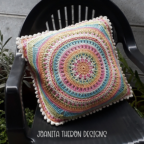 Scrapsadelic Groovy Cushion photo 1
