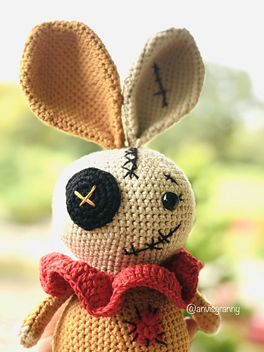 Ravelry: Voodoo Bunny pattern by Joy PhamSontakke