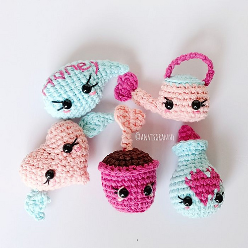 Tiny_Valentine_s_Day_amigurumi