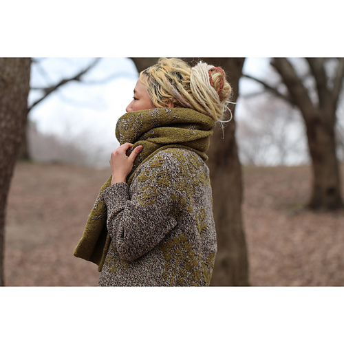 Ravelry: Bouquet scarf pattern by Junko Okamoto