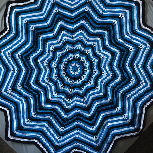 Ravelry: Savannah Round Ripple pattern by Julie Yeager