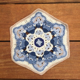 Light motif close up