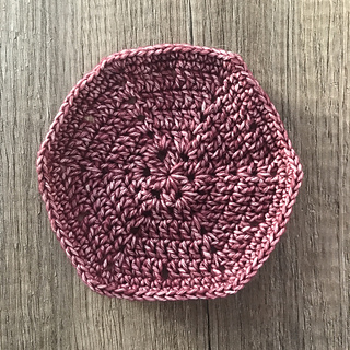 Week 1
Plain Hexie A in color 810 Garnet