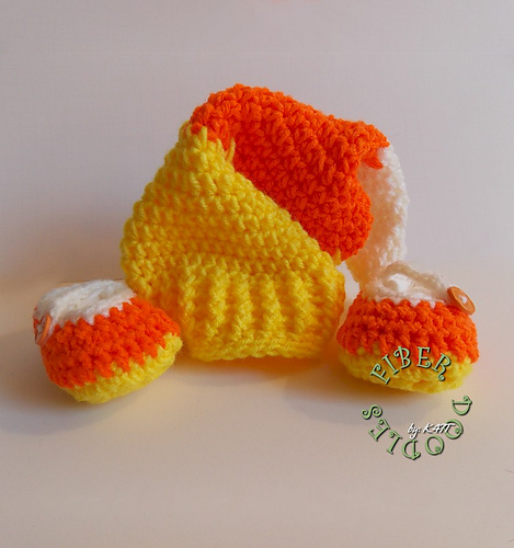 Candycorn Cap & Booties photo 3