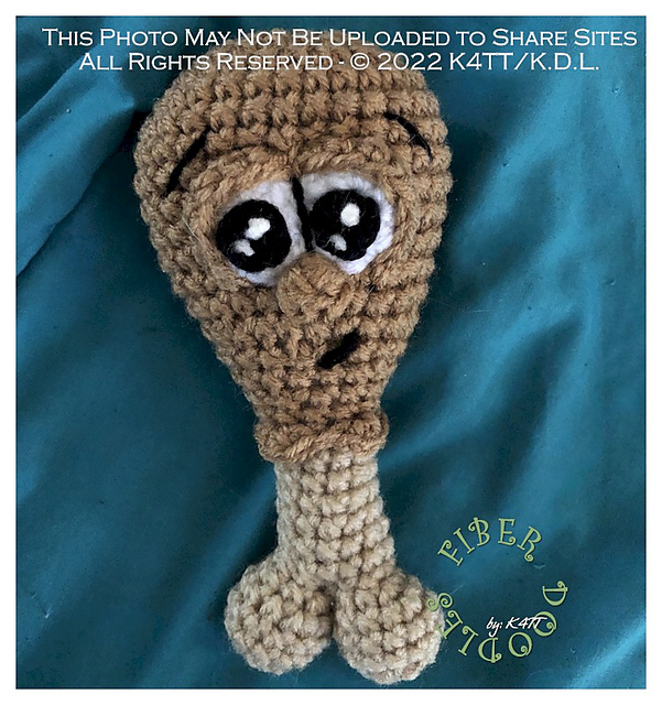 Ravelry Drumstick Rattle pattern by K4TT