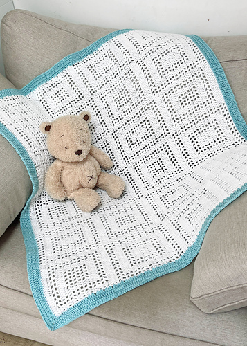 Peekaboo Panel Baby Blanket