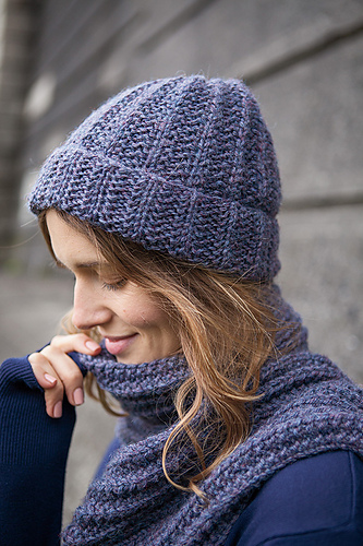 Aberdeen Hat and Scarf photo 7