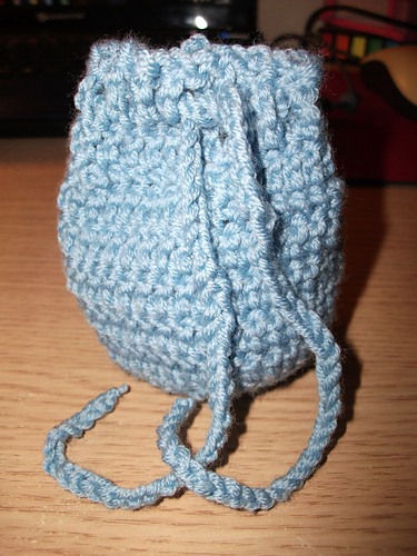 Crochet Drawstring Pouch Pattern photo 1