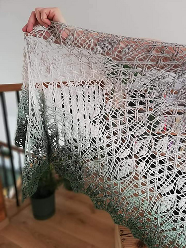 Ravelry: Rutka shawl pattern by Martika Grabowska