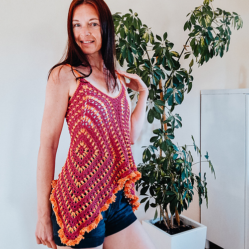Puff Stitch Granny Square Top
