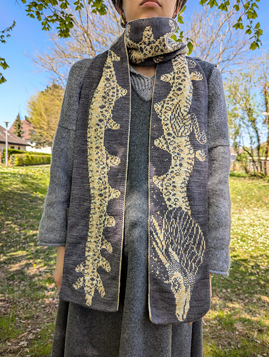 Dragon Skjerf - Katharina Kuntz