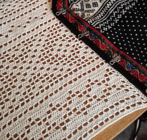 Setesdal Inspired Table Runner photo 1