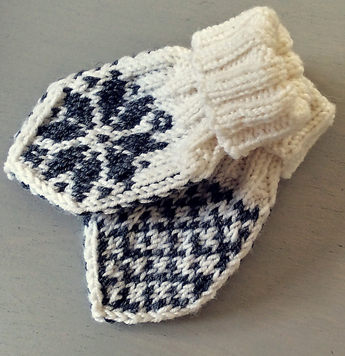 Selbu Mitten Pattern Ravelry: Baby Selbu Mittens pattern by Katrinine