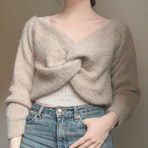 ハーリップトゥ 23SS Twist Cutout Knit Pullover herlipto 𝖢𝗈𝗆𝗂𝗇𝗀 𝗍𝗈 𝗒𝗈𝗎 𝗌𝗈𝗈𝗇… 𝖫𝖺𝗎𝗇𝖼𝗁𝗂𝗇𝗀