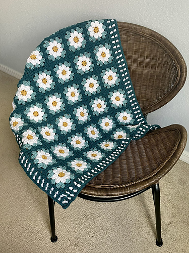 Blackfoot Daisy Granny Square Blanket